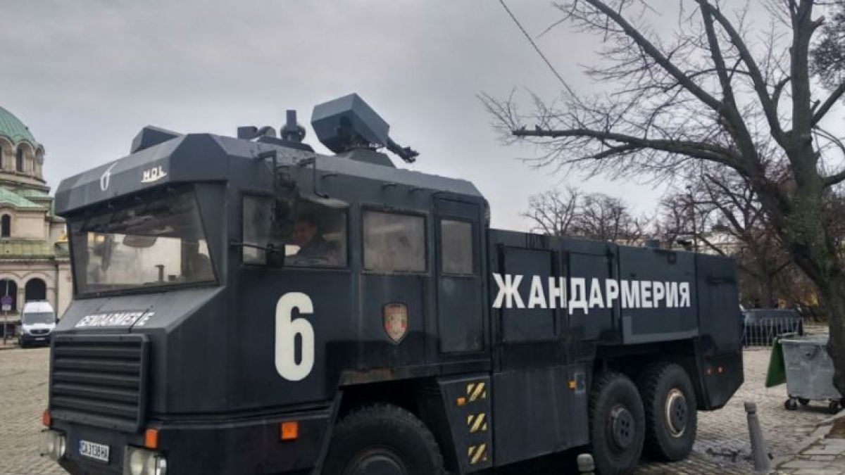 Костадинов заговори за триъгълник на смъртта в София в очакване на провокации от Рашков СНИМКИ