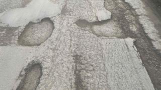Срамота! Ето какво виждат хилядите туристи от Румъния, когато влязат у нас ВИДЕО 