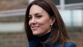 Кейт Мидълтън разбуни духовете в мрежата с това сако  