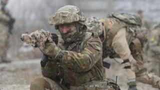 Вие сте окупатори! Украинка нападна руски войник, той не знаеше, че тя записва целия разговор ВИДЕО
