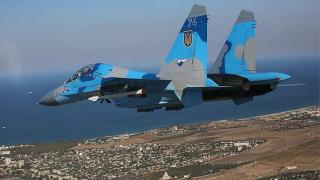 200 руски командоси в яростно сражение на летище до Киев, украински Су-27 свален над столицата по погрешка ВИДЕО