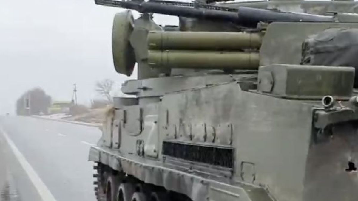 Украински войници: Сразихме руснаците край Харков! Толкова бързо бягаха, че загубиха обувките си ВИДЕО