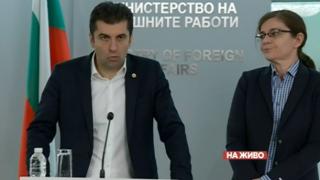 Петков и Генчовска с извънредни новини за войната в Украйна и българите там