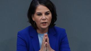 Анелена Бербок предупреди Путин никога повече да не говори така