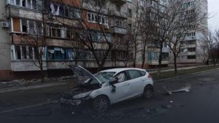 Обстрел в Мариупол въпреки примирието, има жертви
