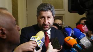 Жега в парламента: ГЕРБ и ПП-ДБ пак се събраха на лидерска среща, Христо Иванов поиска… 