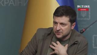 Пиян ли е Зеленски или...? - всички, гледали това ВИДЕО, си задават този въпрос