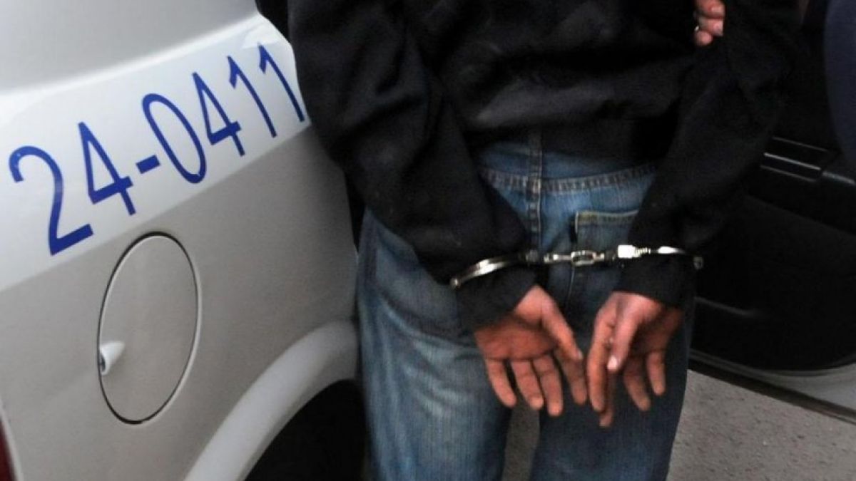 Англичанин задигна оборота от кръчма в Слънчев бряг, скри го в чорапа