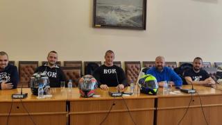 Мотористите от BG RIDERS стартираха кампания "Нека си оставим шанс" ВИДЕО
