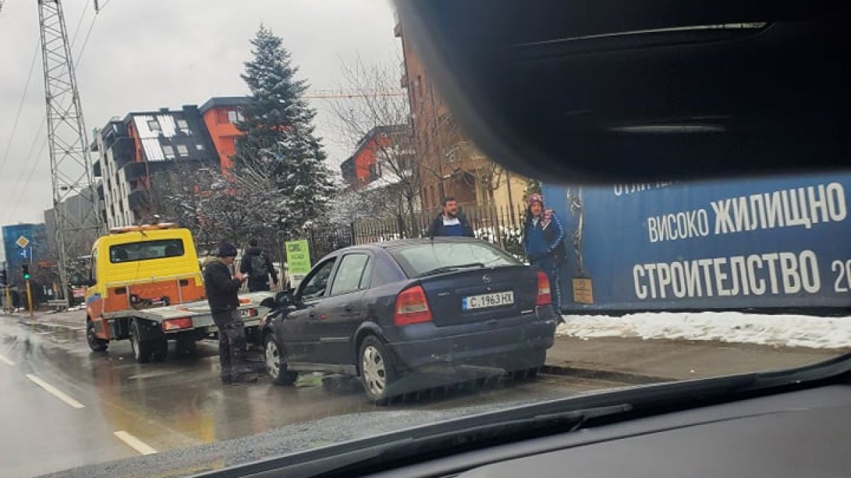 Сигнал до БЛИЦ: Адско меле на "Симеоновско шосе", жена плаче неутешимо СНИМКИ