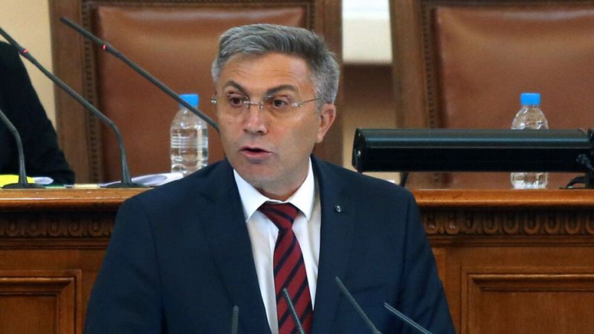 Карадайъ иска отговори на въпросите си към Рашков
