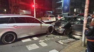 Адско меле в Бургас, колите на нищо не приличат СНИМКИ