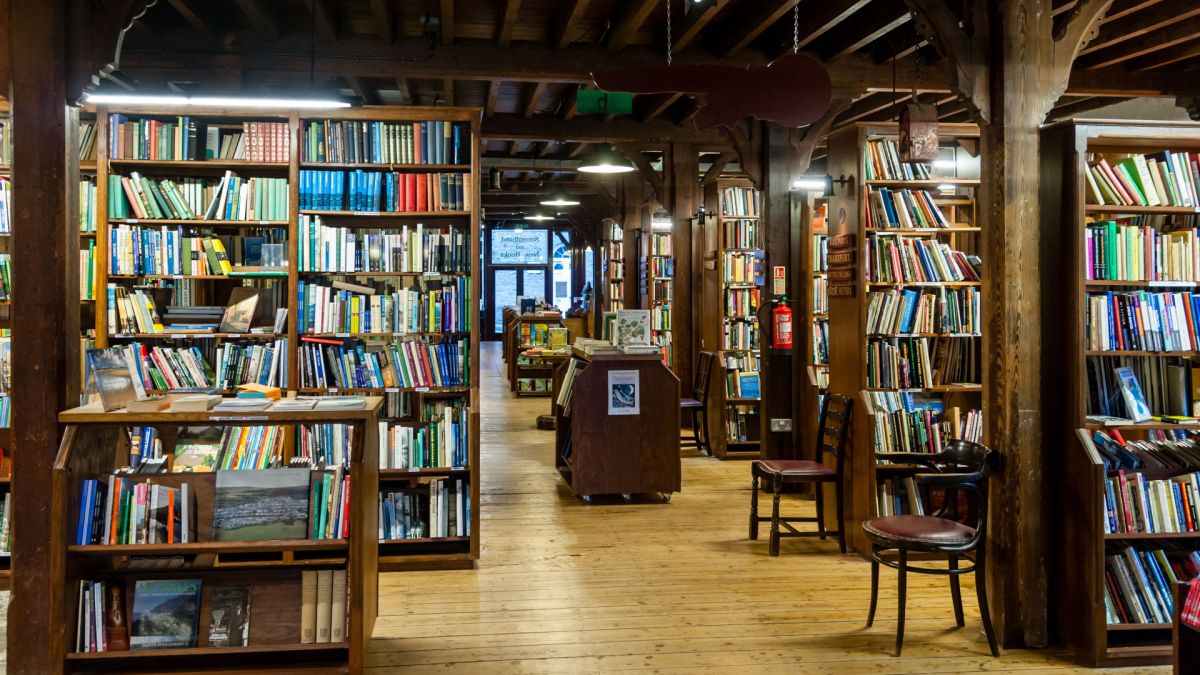 Книжното кралство – реално място със собствен крал, където ще се удавите в книги