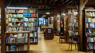Книжното кралство – реално място със собствен крал, където ще се удавите в книги