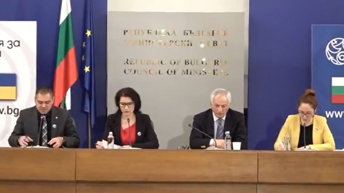 Калина Константинова обяви колко украинци са влезли у нас за 2 седмици ВИДЕО