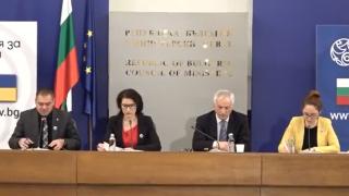 Калина Константинова обяви колко украинци са влезли у нас за 2 седмици ВИДЕО