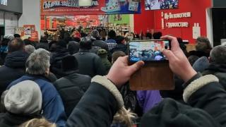 Милионерът-министър Събев призова: Да се бием за държавата си, а не за олио 