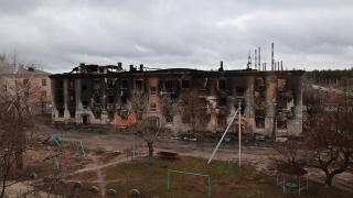 Националисти направиха "мародерски рейд" в Мариупол и разстрелваха на място всеки, който не им...