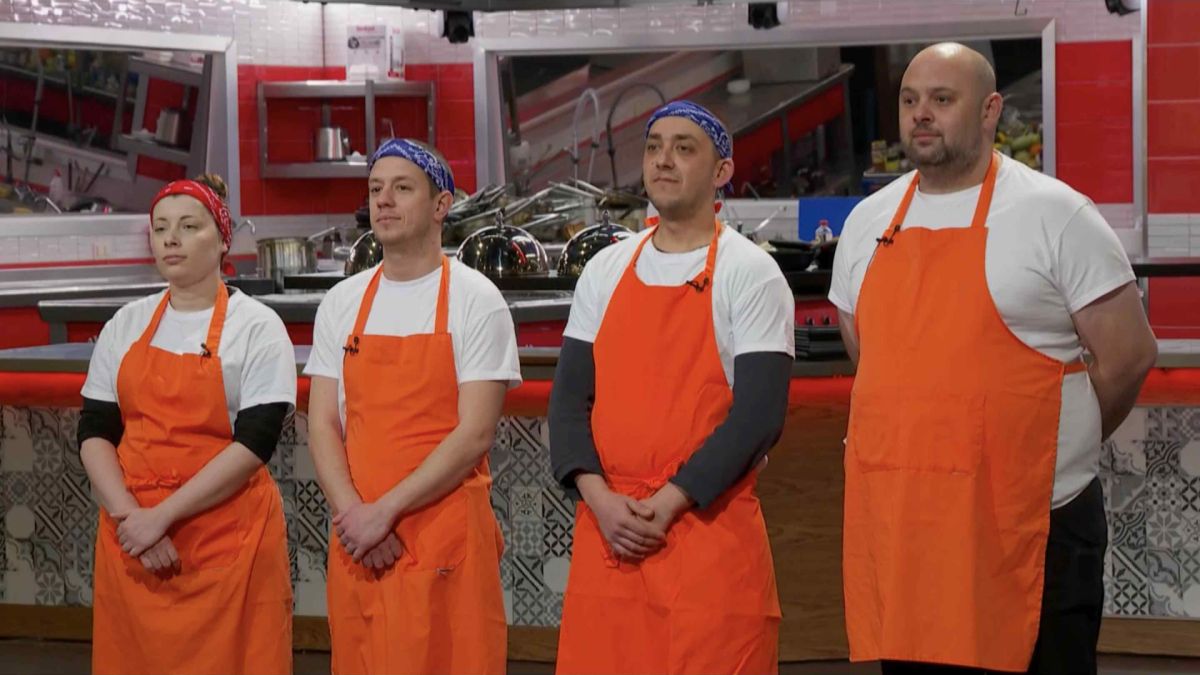 Ето кой си тръгна от Hell’s Kitchen, а причината е...