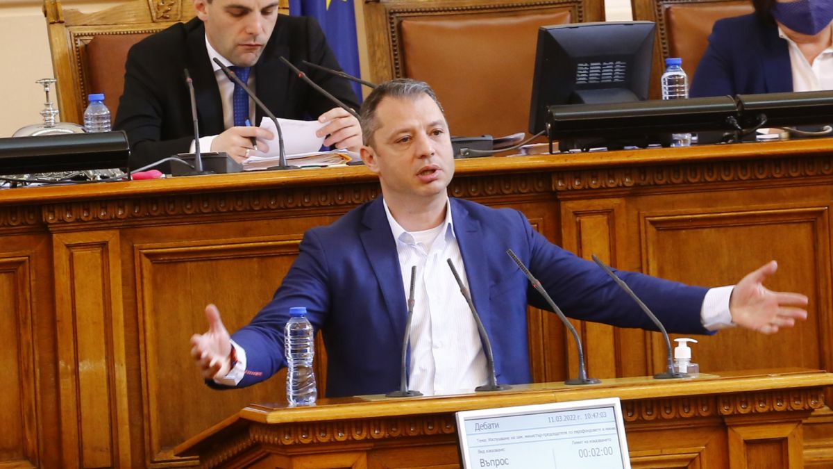 Делян Добрев смаза ПП с тези данни 
