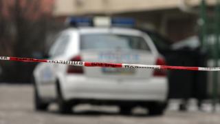 Клане! Забиха нож в главата на 21-годишна в Бургас, нуждае се от кръв