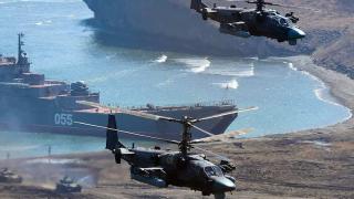 Кораби на ВМФ на Русия влязоха в пристанището на Бердянск и се натъкнаха на... ВИДЕО