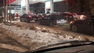 КЗК проверява цените на храните и възможен картел при горивата