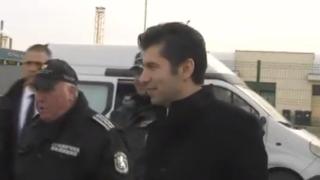 Петков отиде на границата да види украинските бежанци, ето от какво се впечатли ВИДЕО