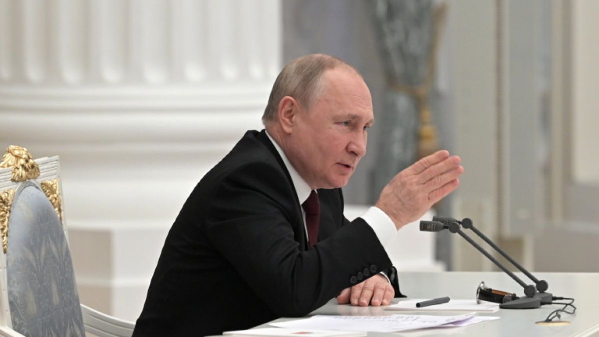 Иван Кръстев пред "Шпигел": Путин е много интелигентен, бърз, праволинеен, саркастичен  - няма как да отстъпи