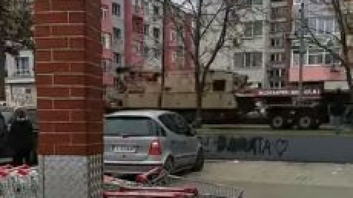 Сигнал до БЛИЦ: Американска бойна техника навлезе в България нощес ВИДЕО 