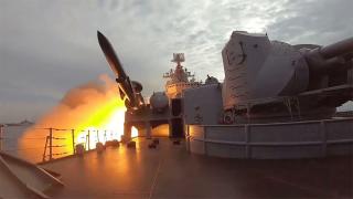 Пентагонът съобщи за силна руска военна активност край Одеса, грохот от мощни експлозии в Беларус 