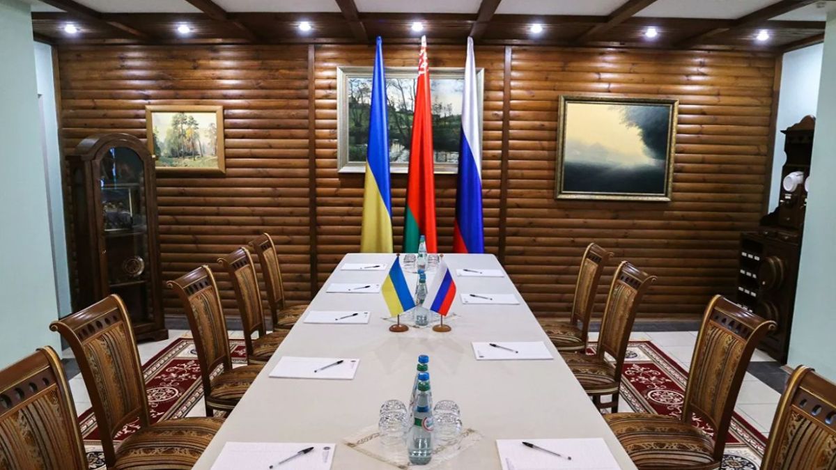 Песков обясни защо се мотаят преговорите с Киев 