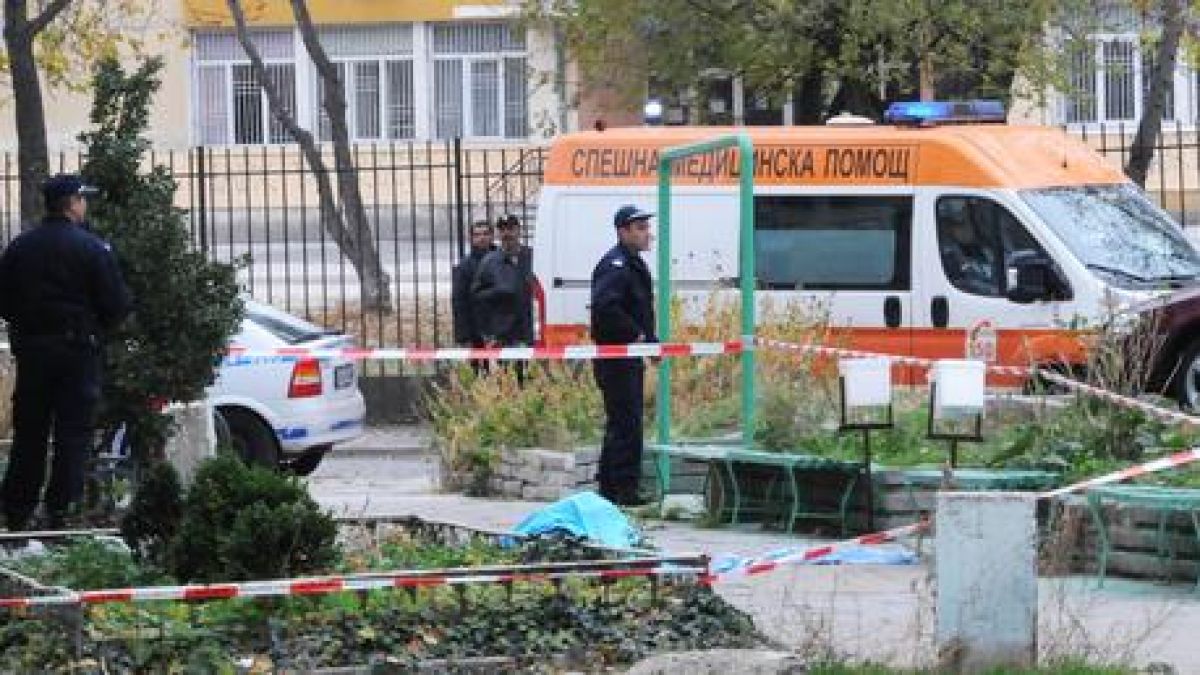 Трагедия: 20-годишен загина при падане от 5-ия етаж в Кърджали