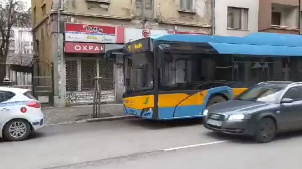 Първо в БЛИЦ! Меле в центъра на София БЛИЦ TV