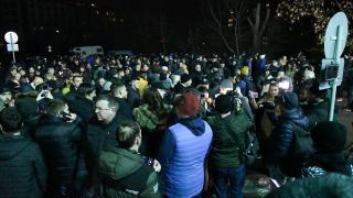 Напрежението пред ГДНП се покачва! Зоват за оставката на кабинета „Петков” и Рашков БЛИЦ TV