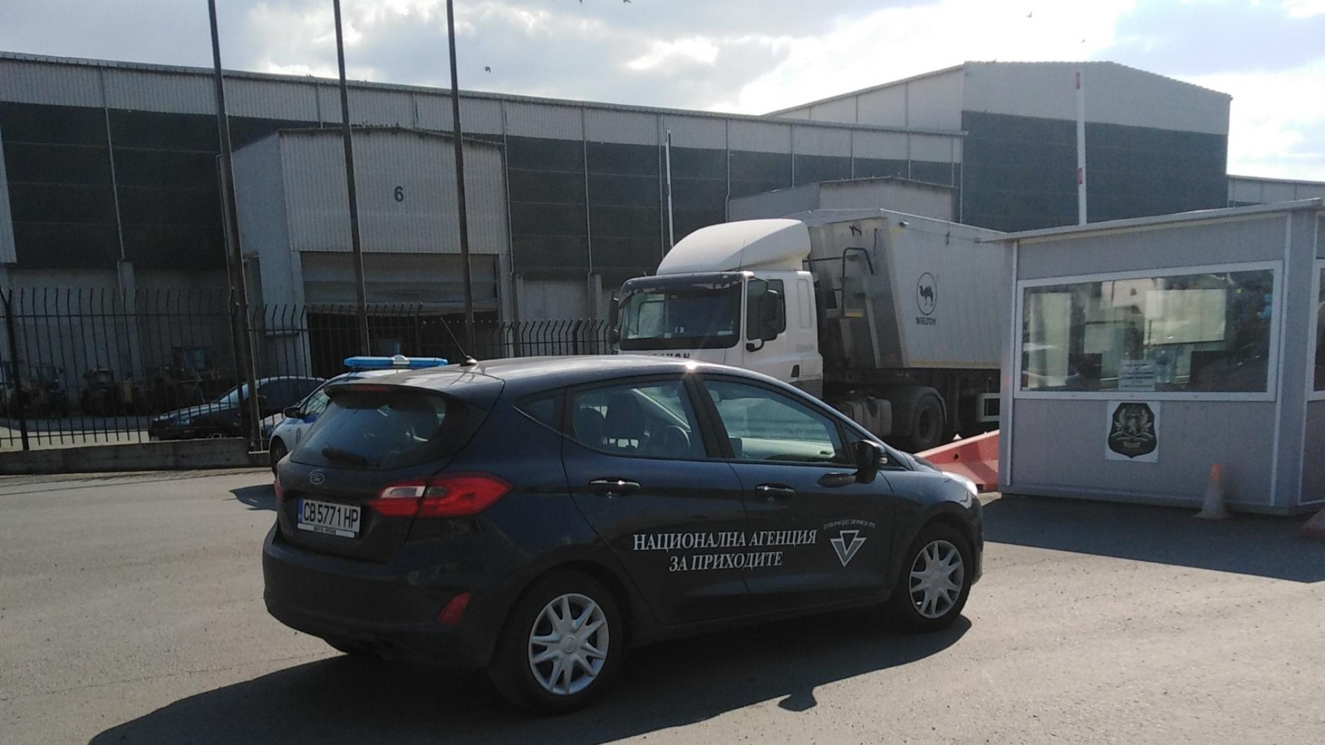 НАП със сензационно разкритие при проверка на зърнената база в бургаското 