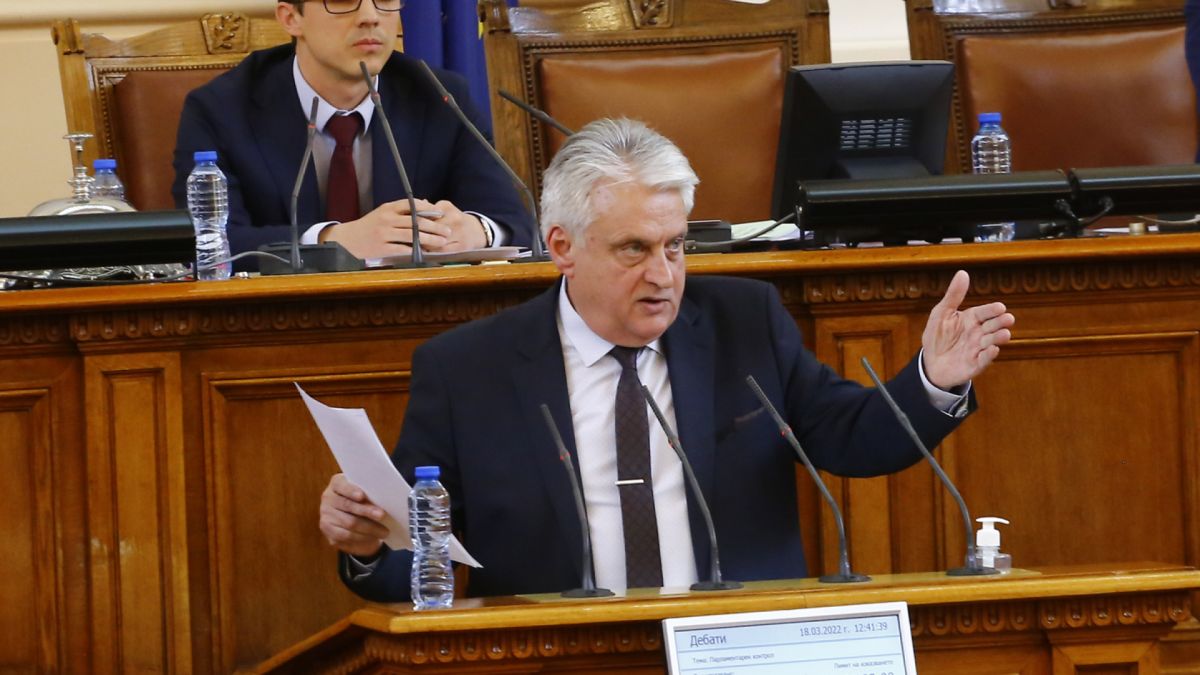 Самозабравилият се Бойко Рашков нападна фронтално „Темида“