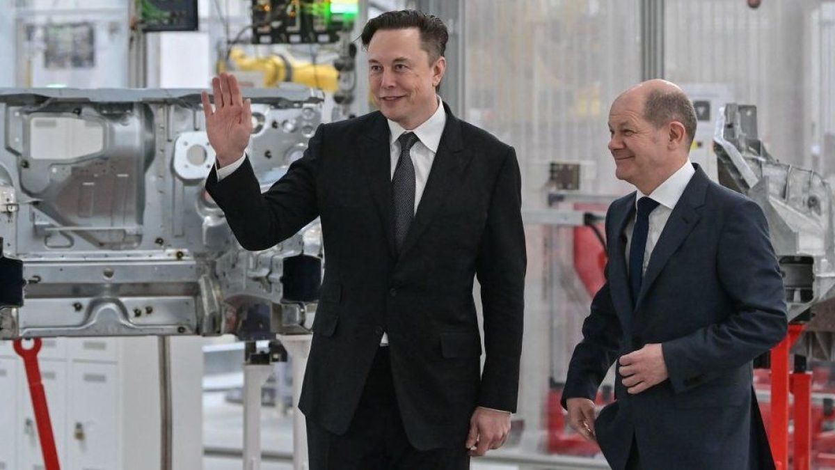 Ето какво помрачи откриването на гигафабрика на Тесла 
