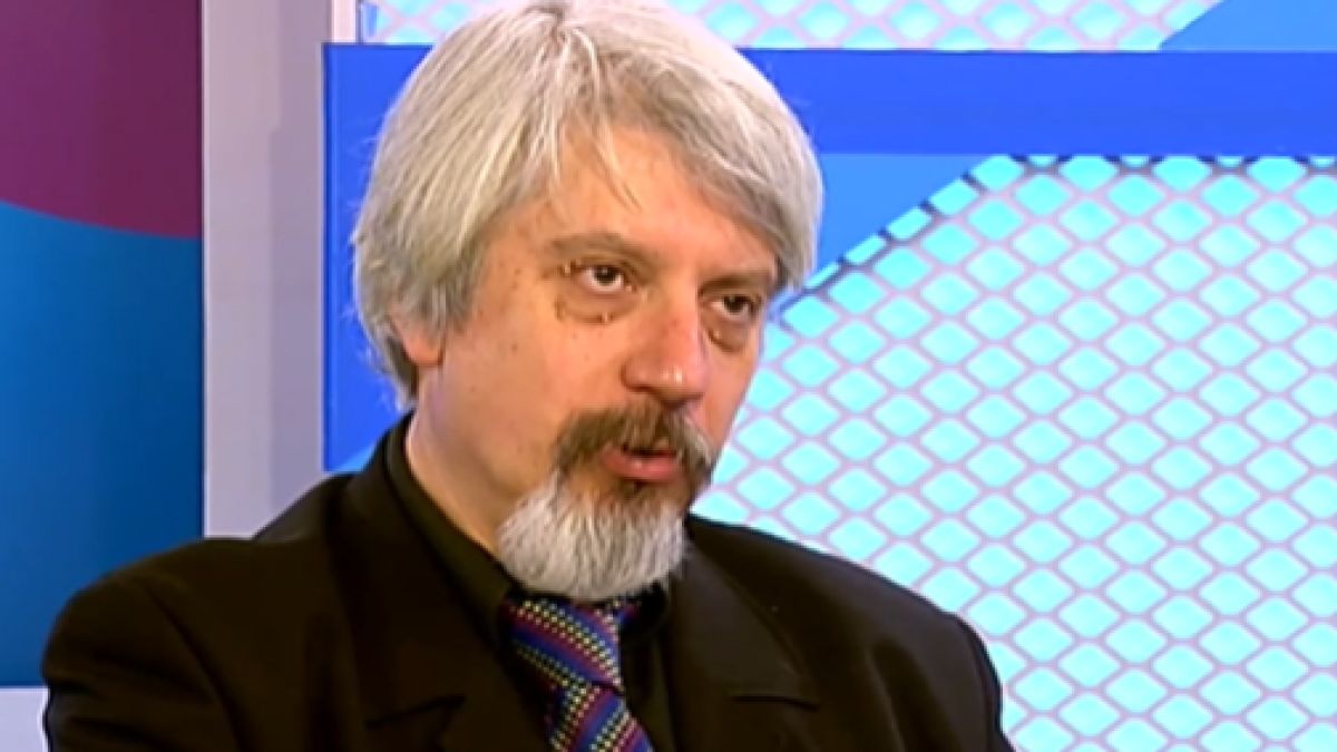 Проф. Витанов за войната: Защо изкарахте мечката от бърлогата? Сега като падне Мариупол и... 