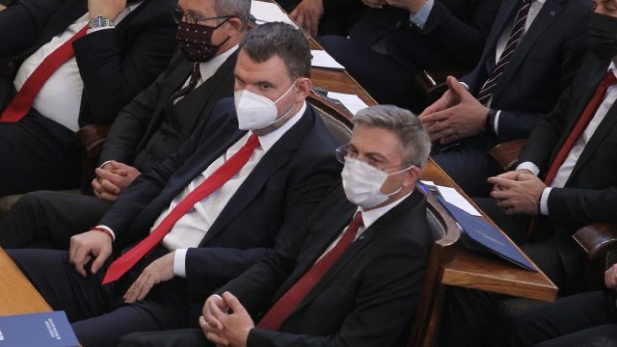 Депутатите окончателно ще пратят "златните паспорти" в небитието БЛИЦ TV