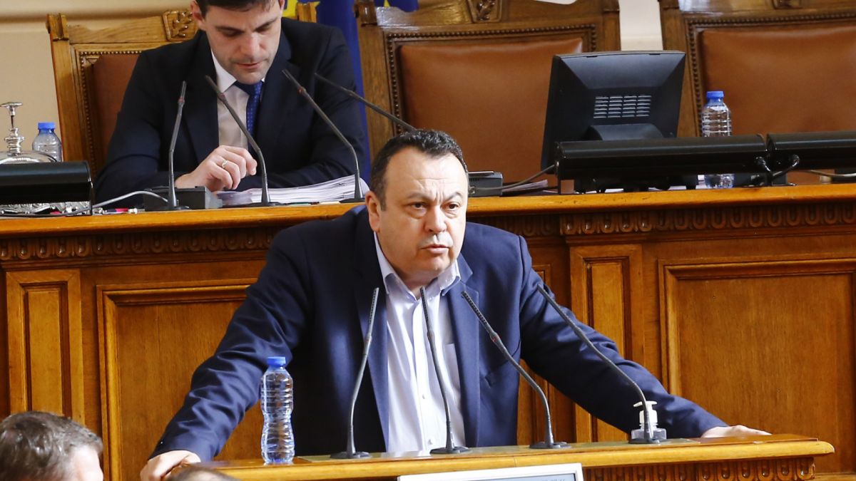 Хамид Хамид удари по масата: Това е предателство, кажете им имената
