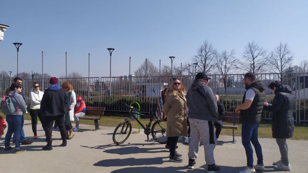"Студентски град" излeзе на протест срещу мръсотията в София