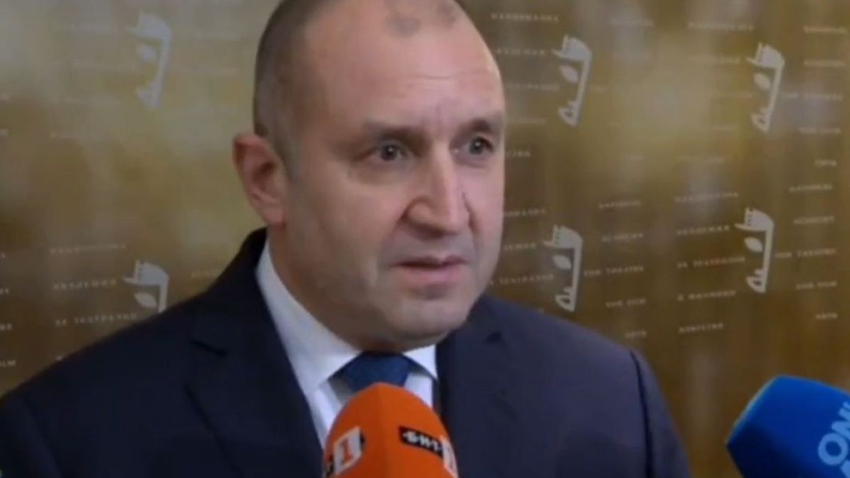 Радев попари всички, които искат да пратим оръжия в Украйна и захапа Промяната ВИДЕО