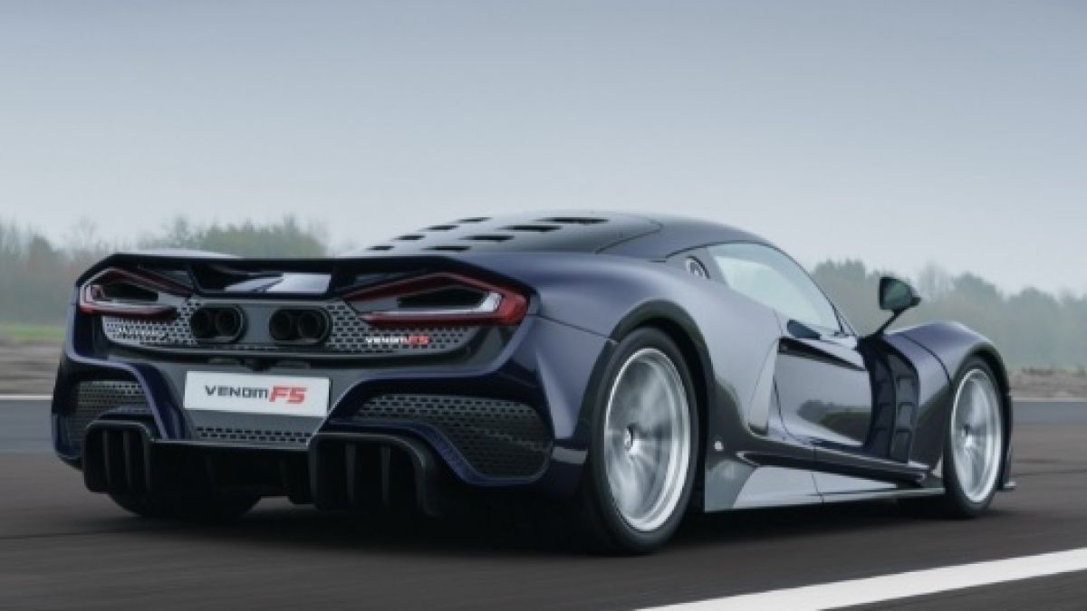 Вижте как хиперколата Hennessey Venom F5 бе ускорена до 437 км/ч ВИДЕО