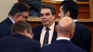 Финансист от БАН попари властта: Чака ни гладна смърт, ако се откажем от руския газ