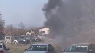 Мощен взрив в Панчарево до тълпа от хора ВИДЕО
