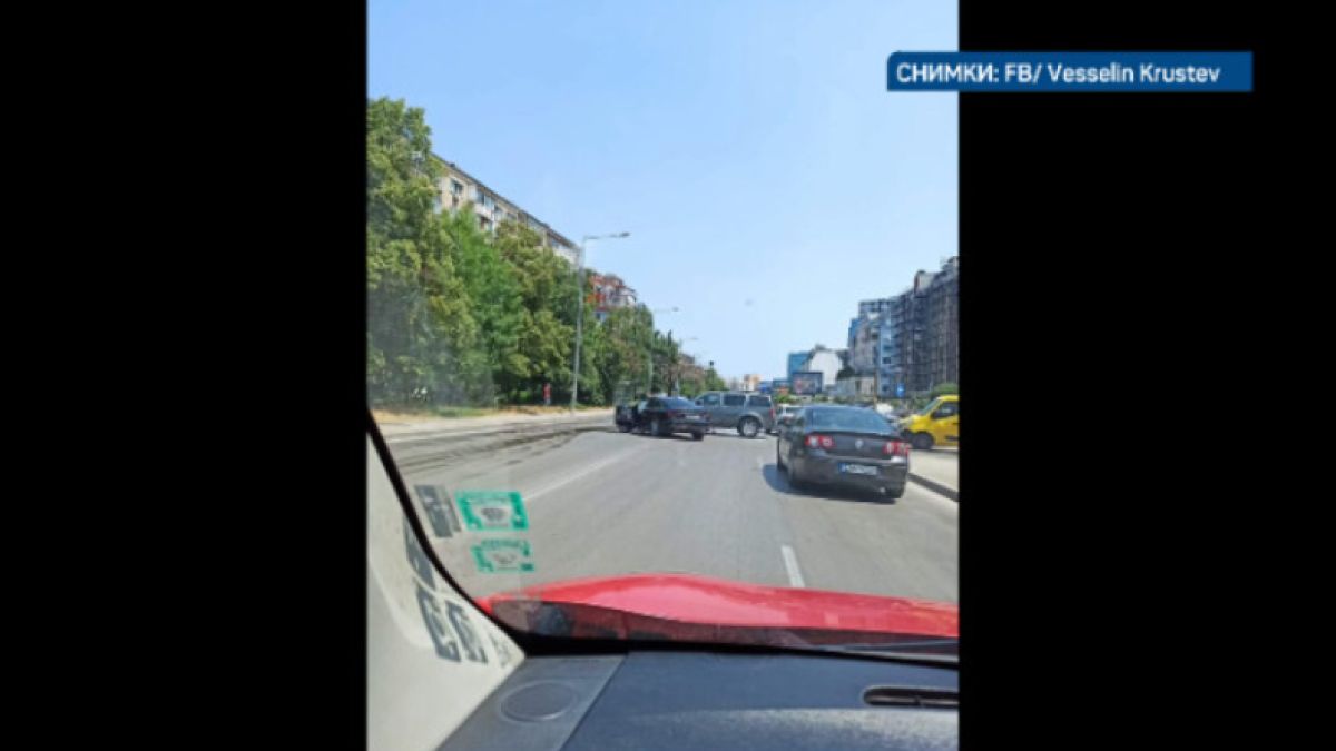 Жители на два столична квартала настояват за поставяне на светофар на опасно кръстовище ВИДЕО