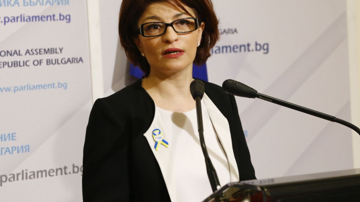 Деси Атанасова алармира за схема за 23 млн. лв. в Русе ВИДЕО