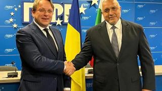Борисов към Вархеи: България ще подкрепи преговори за еврочленство на РСМ, ако... 