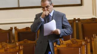 Гроздан Караджов сезира прокуратурата с доклада за пътните ремонти